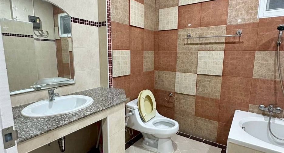 For rent 3 bedrooms house in Bang Lamung, Chonburi