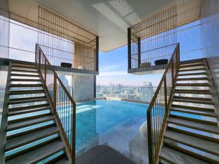 For sale 2 bedrooms condo in Pathum Wan, Bangkok