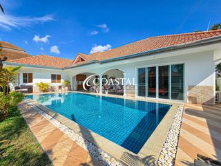 For sale 5 bed house in Sattahip, Chonburi
