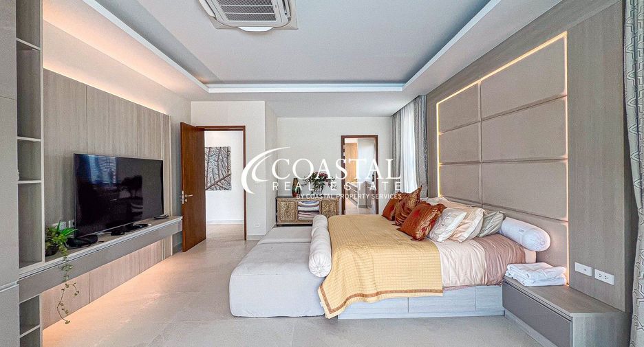 For sale 5 bedrooms house in East Pattaya, Pattaya