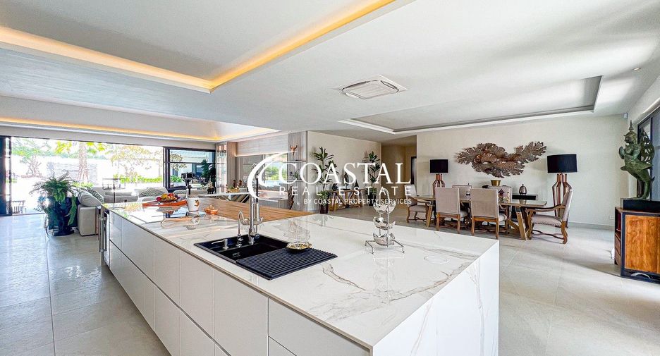 For sale 5 bedrooms house in East Pattaya, Pattaya
