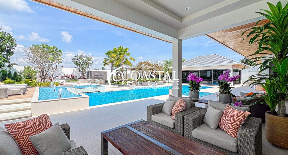 For sale 5 bedrooms house in East Pattaya, Pattaya