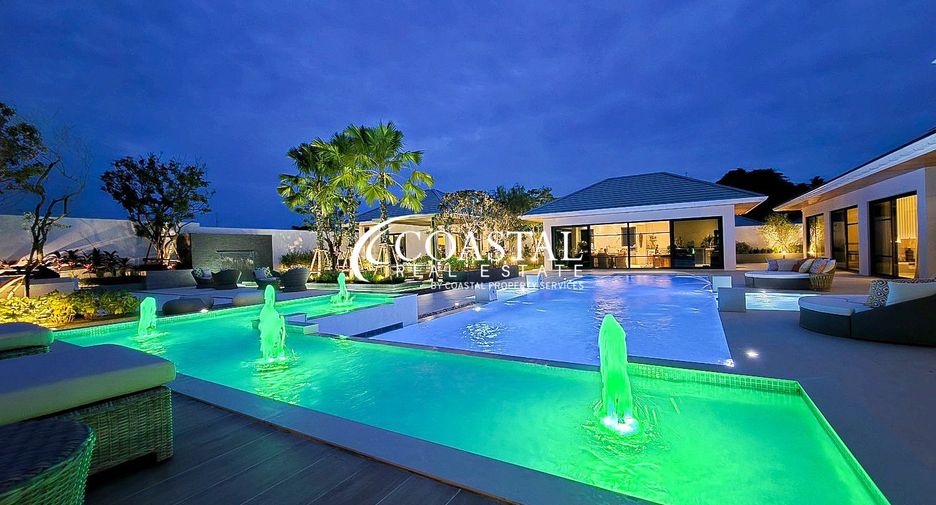 For sale 5 bedrooms house in East Pattaya, Pattaya