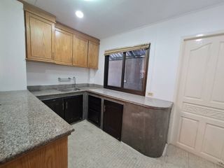 Haus zum Kauf mit 5 Zimmer in Lat Krabang, Bangkok