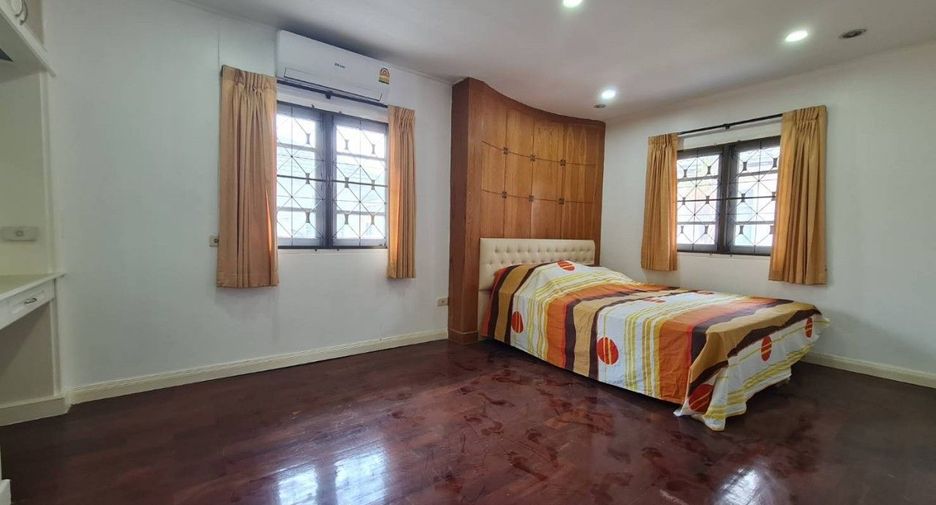 À vendre 5 chambres maison à Lat Krabang, Bangkok