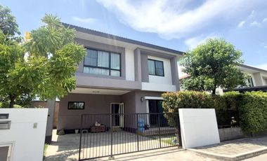 For rent 3 bedrooms house in Mueang Chiang Mai, Chiang Mai