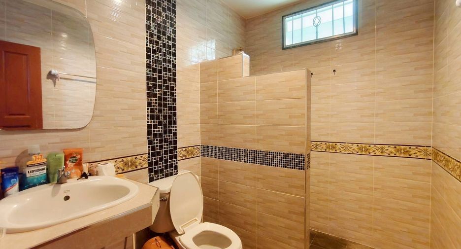For rent 3 bedrooms house in Bang Lamung, Chonburi