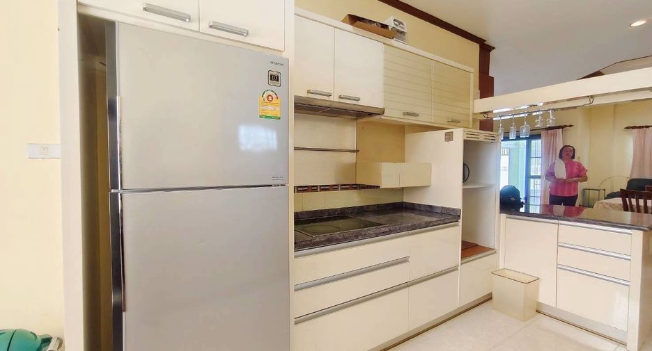 For rent 3 bedrooms house in Bang Lamung, Chonburi