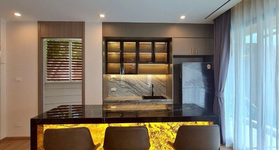 Villa en venta de 4 habitaciones en Bang Lamung, Chonburi