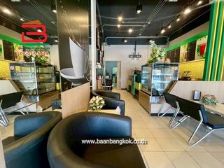 Local comercial en venta de 2 habitaciones en Lam Luk Ka, Pathum Thani