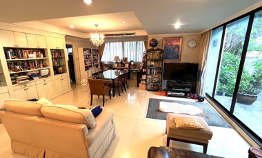 For sale 3 bed condo in Watthana, Bangkok
