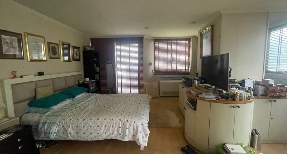 For sale 3 ベッドルーム condo in Watthana, Bangkok