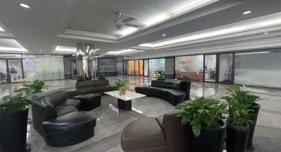 For sale 3 ベッドルーム condo in Watthana, Bangkok