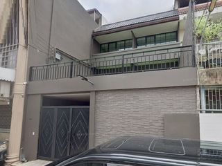 For sale 9 bedrooms retail Space in Khlong Toei, Bangkok