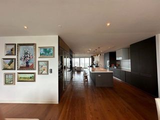 For sale 3 bedrooms condo in Pathum Wan, Bangkok