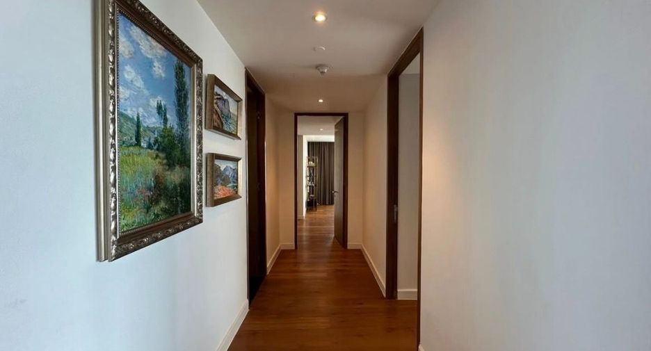 For sale 3 bedrooms condo in Pathum Wan, Bangkok