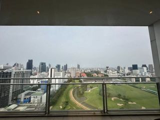 For sale 3 bedrooms condo in Pathum Wan, Bangkok