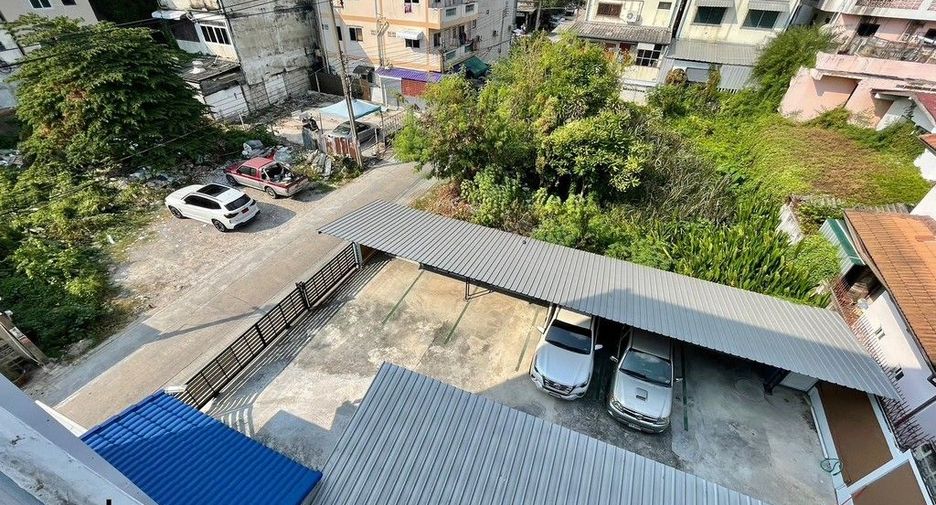 For sale 24 bedrooms apartment in Bang Khae, Bangkok