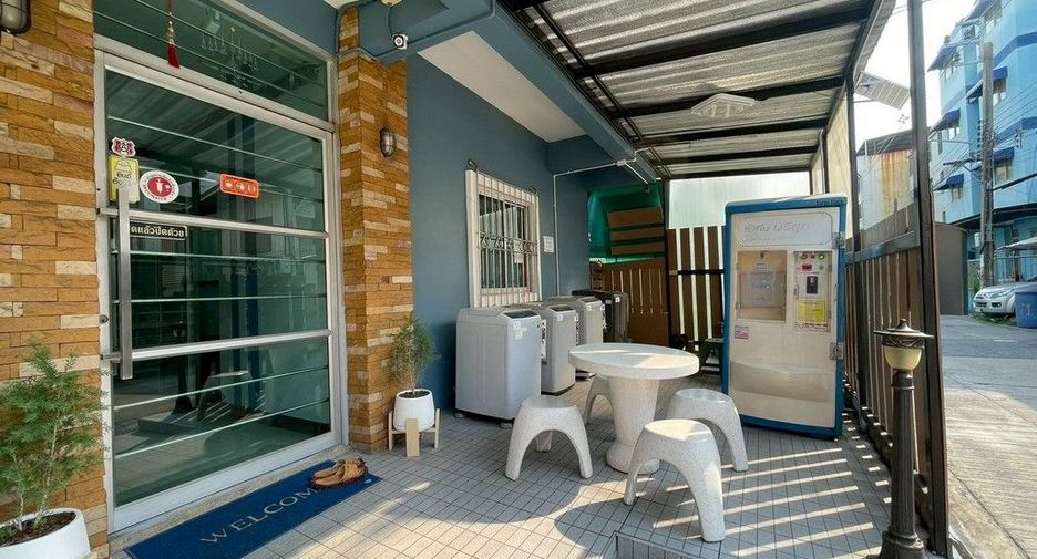 For sale 24 bedrooms apartment in Bang Khae, Bangkok
