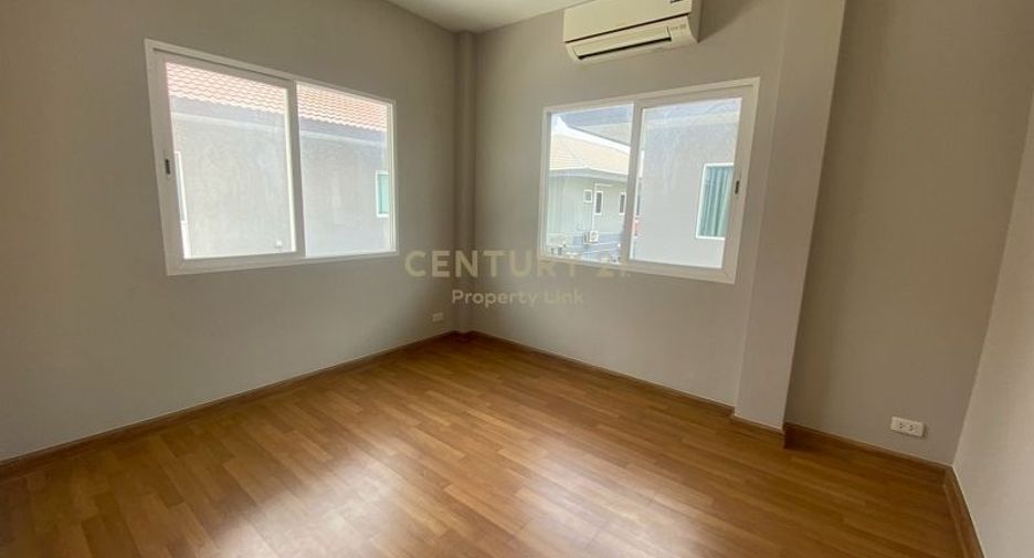 For sale 3 bedrooms house in Sai Mai, Bangkok