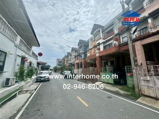 For sale 3 bed townhouse in Bang Bua Thong, Nonthaburi