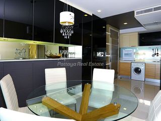 For sale 3 ベッドルーム condo in Bang Lamung, Chonburi