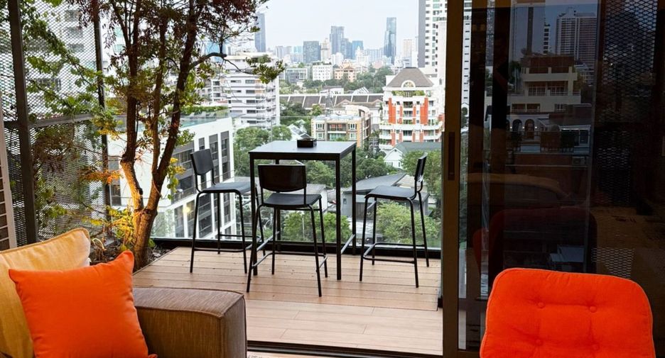 For rent 3 bedrooms condo in Watthana, Bangkok