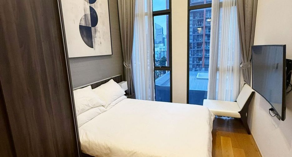 For rent 3 bedrooms condo in Watthana, Bangkok