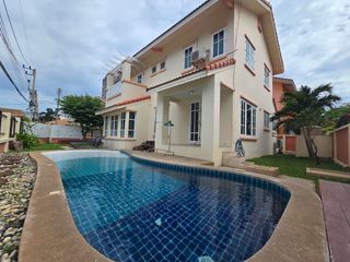 For rent 4 bed villa in Bang Lamung, Chonburi