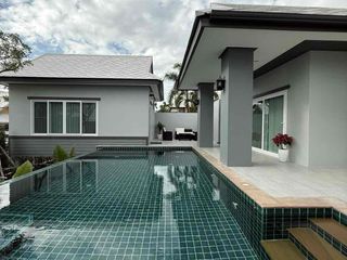 For rent 4 bed villa in Pluak Daeng, Rayong