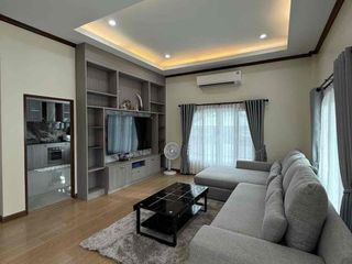 For rent 4 bed villa in Pluak Daeng, Rayong