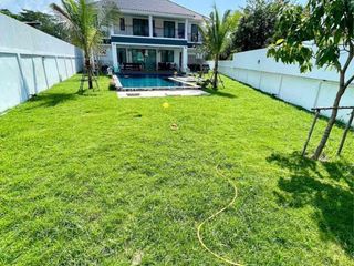 For sale and for rent 4 bed villa in Bang Lamung, Chonburi