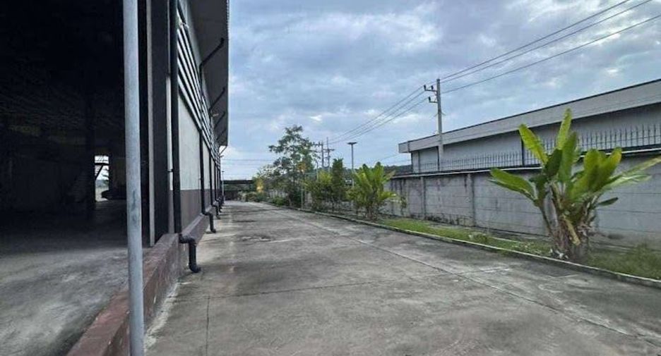 For rent and for sale warehouse in Si Racha, Chonburi