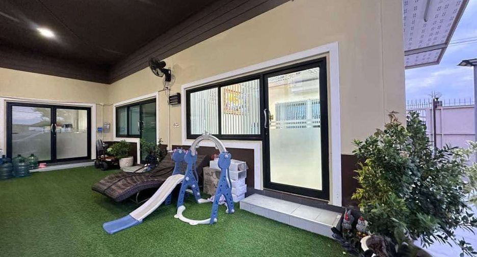 For rent and for sale warehouse in Si Racha, Chonburi