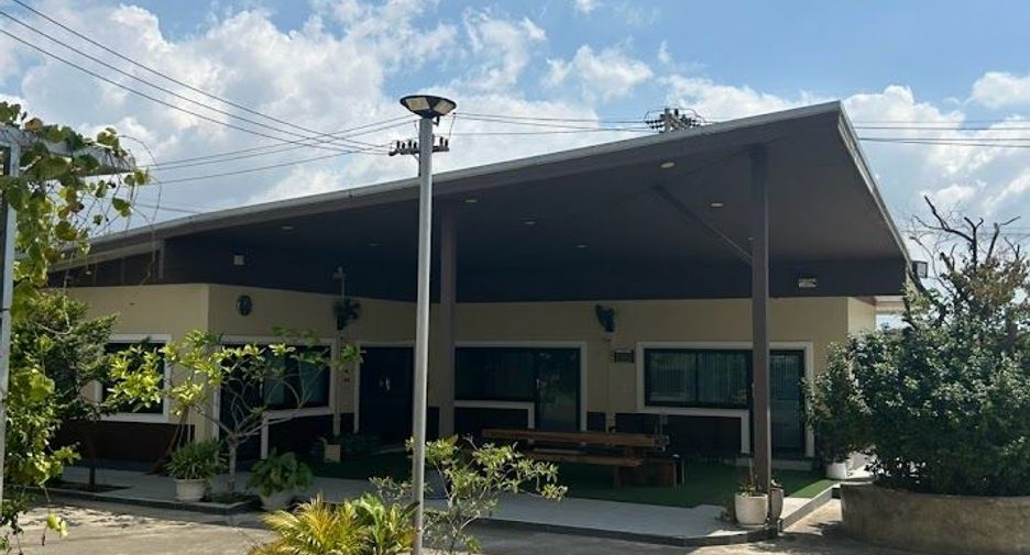 For rent and for sale warehouse in Si Racha, Chonburi