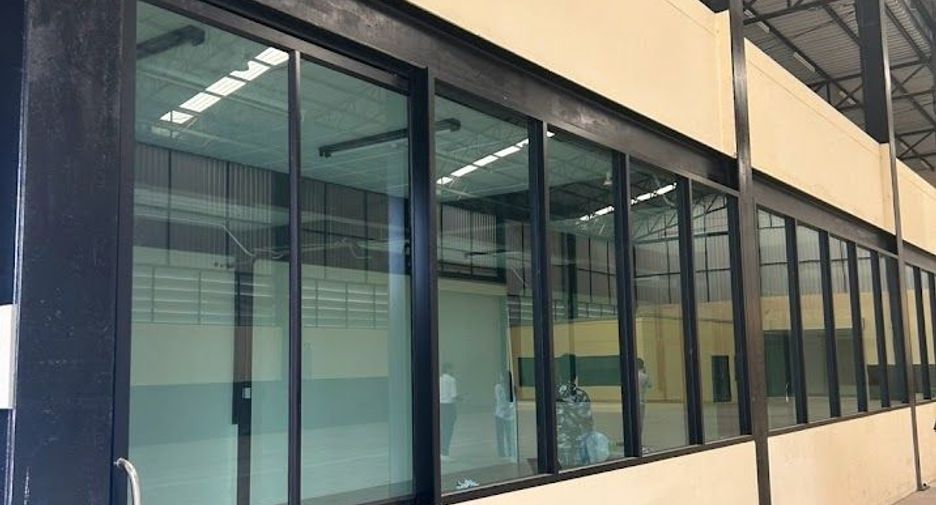 For rent and for sale warehouse in Si Racha, Chonburi