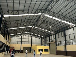 出租 和 出售 仓库 在 Si Racha, Chon Buri