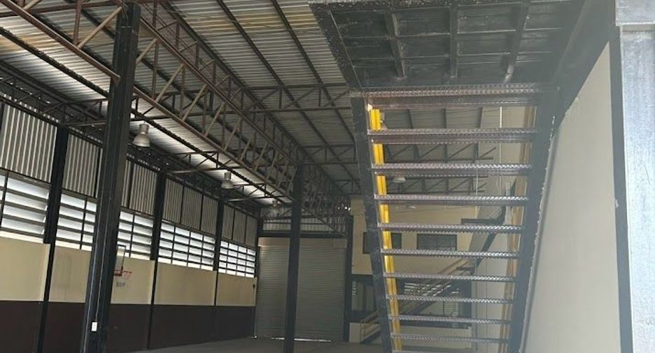 For rent and for sale warehouse in Si Racha, Chonburi