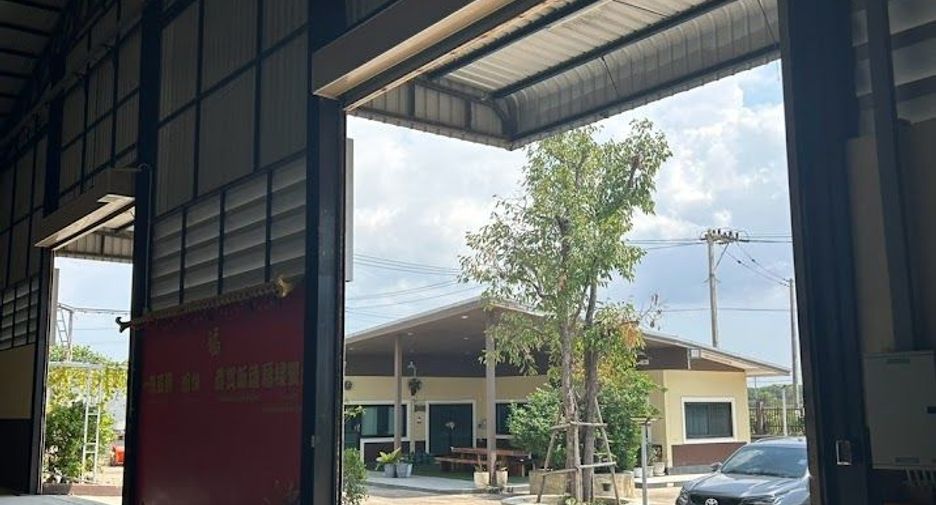 For rent and for sale warehouse in Si Racha, Chonburi