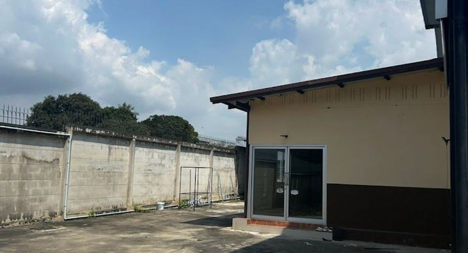 For rent and for sale warehouse in Si Racha, Chonburi