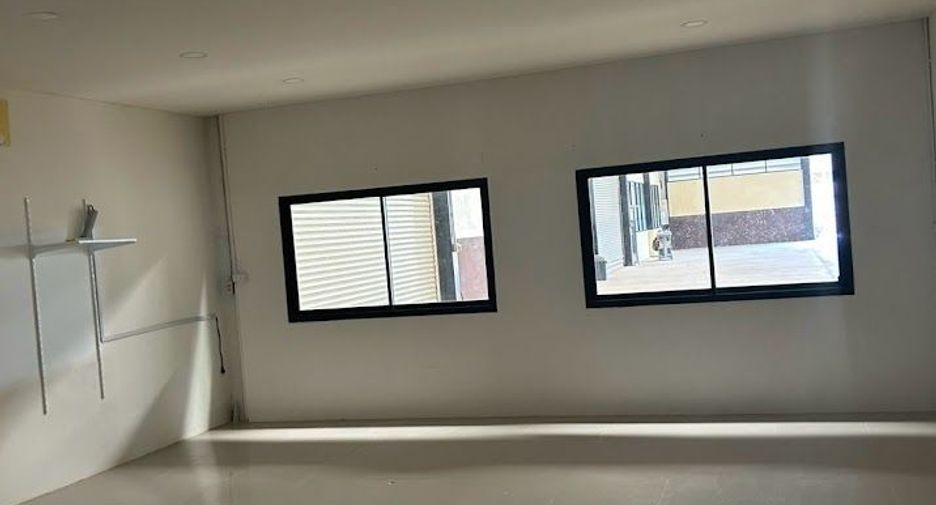 For rent and for sale warehouse in Si Racha, Chonburi
