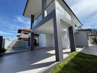 For rent 5 bed villa in Bang Lamung, Chonburi