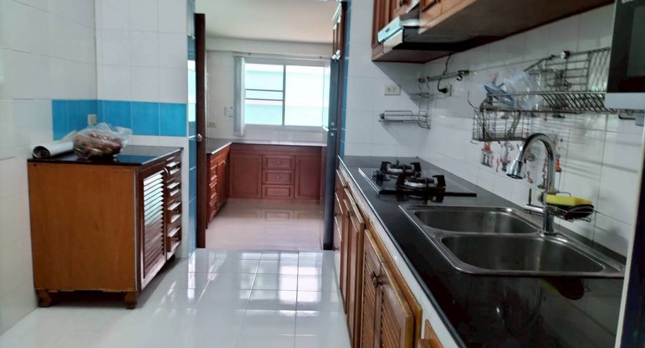 For rent 3 bedrooms house in Bang Lamung, Chonburi