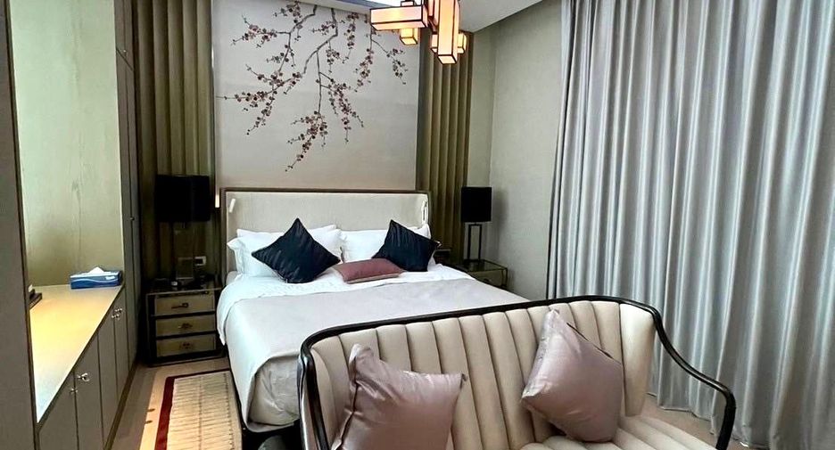 For rent and for sale 3 bedrooms condo in Khlong San, Bangkok