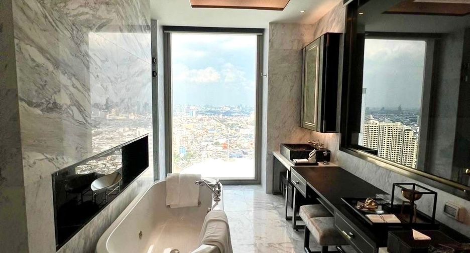 For rent and for sale 3 bedrooms condo in Khlong San, Bangkok
