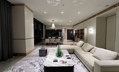 Wohnung zur Miete mit 3 Zimmer in Khlong Toei, Bangkok