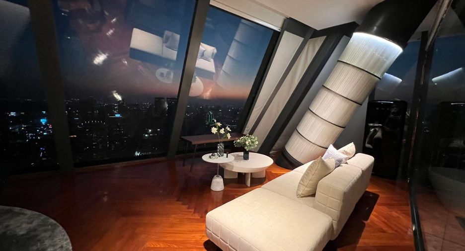 For rent 3 bedrooms condo in Khlong Toei, Bangkok