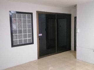 For rent 2 bedrooms house in Saphan Sung, Bangkok
