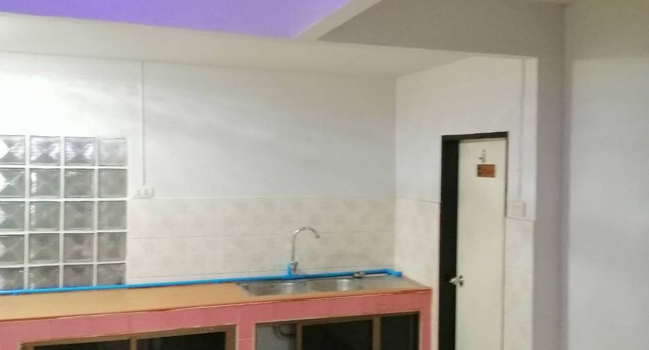 For rent 2 bedrooms house in Saphan Sung, Bangkok
