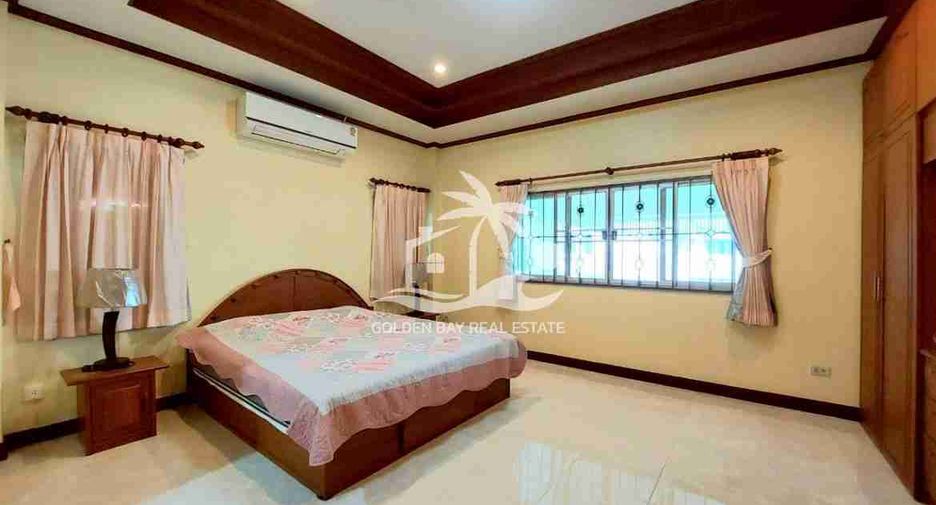 Haus zur Miete mit 3 Zimmer in Bang Lamung, Chonburi